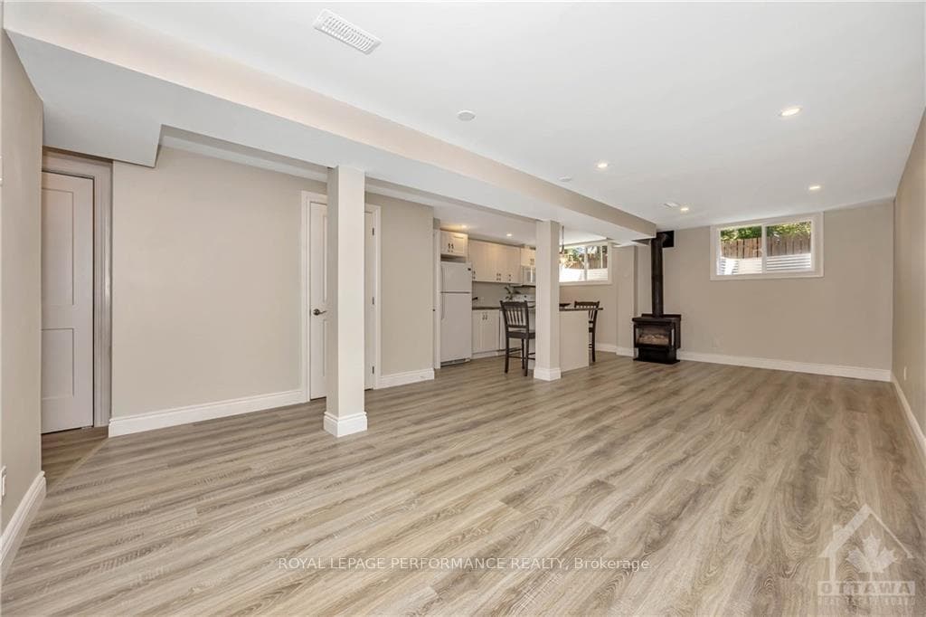 336 TULIP Crescent Unit B photo 8