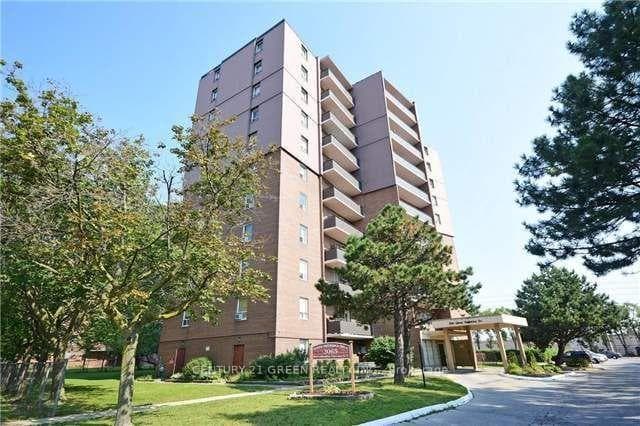 3065 Queen Frederica Drive Unit 902 photo 1