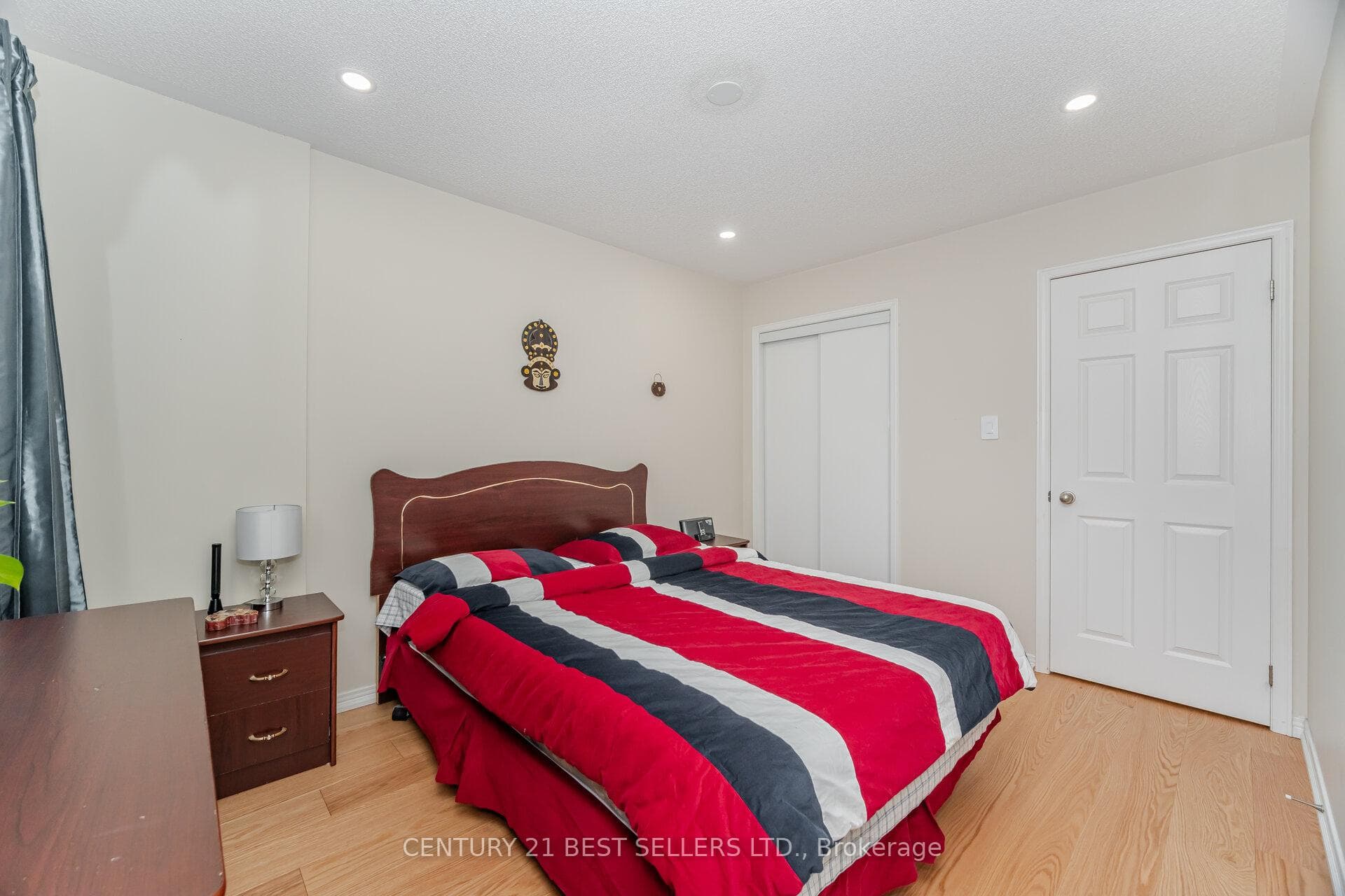 82 Pilkington Drive photo 34
