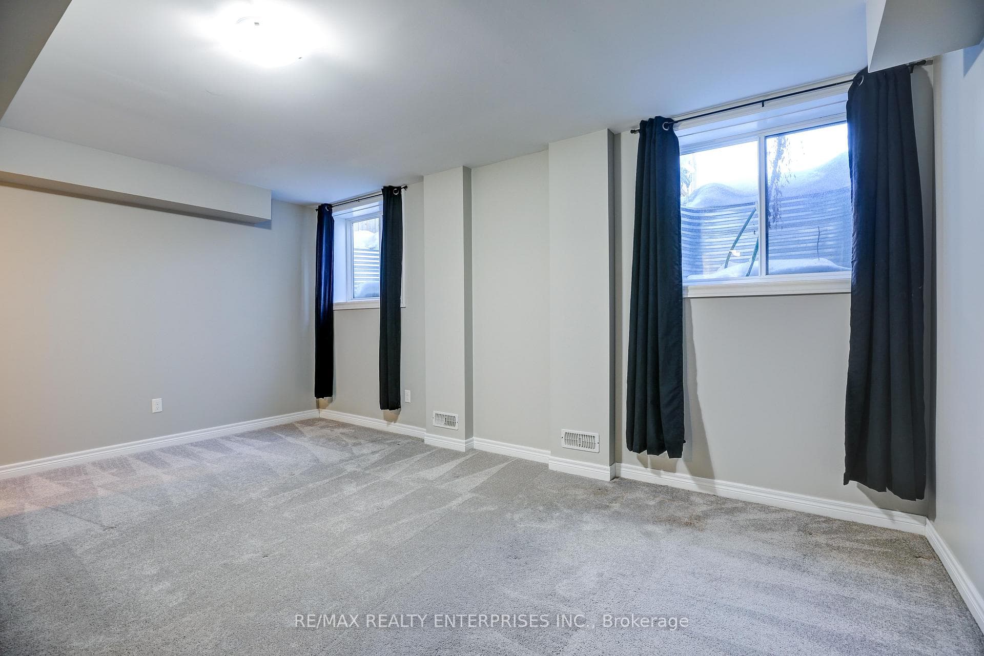 85 Mullin Drive Unit 2B photo 26