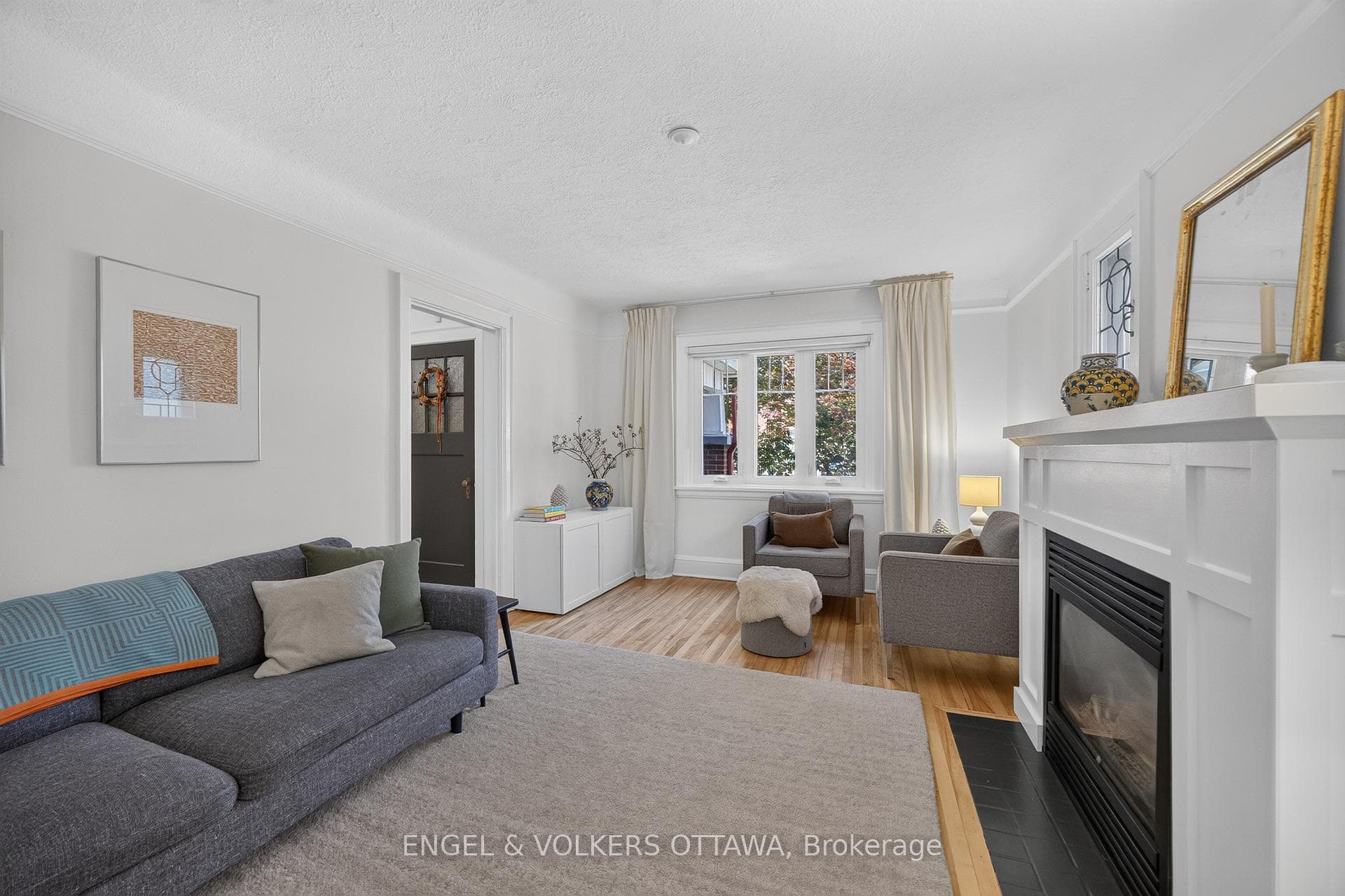 174 Hickory Street photo 9