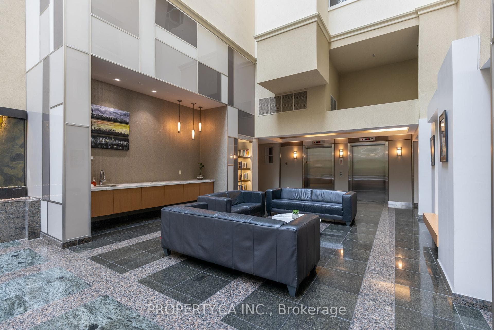 437 Roncesvalles Avenue Unit 211 photo 29