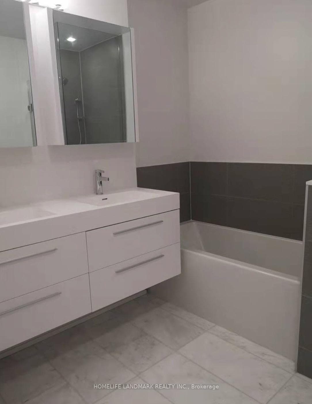 270 Davenport Road Unit 6 photo 12