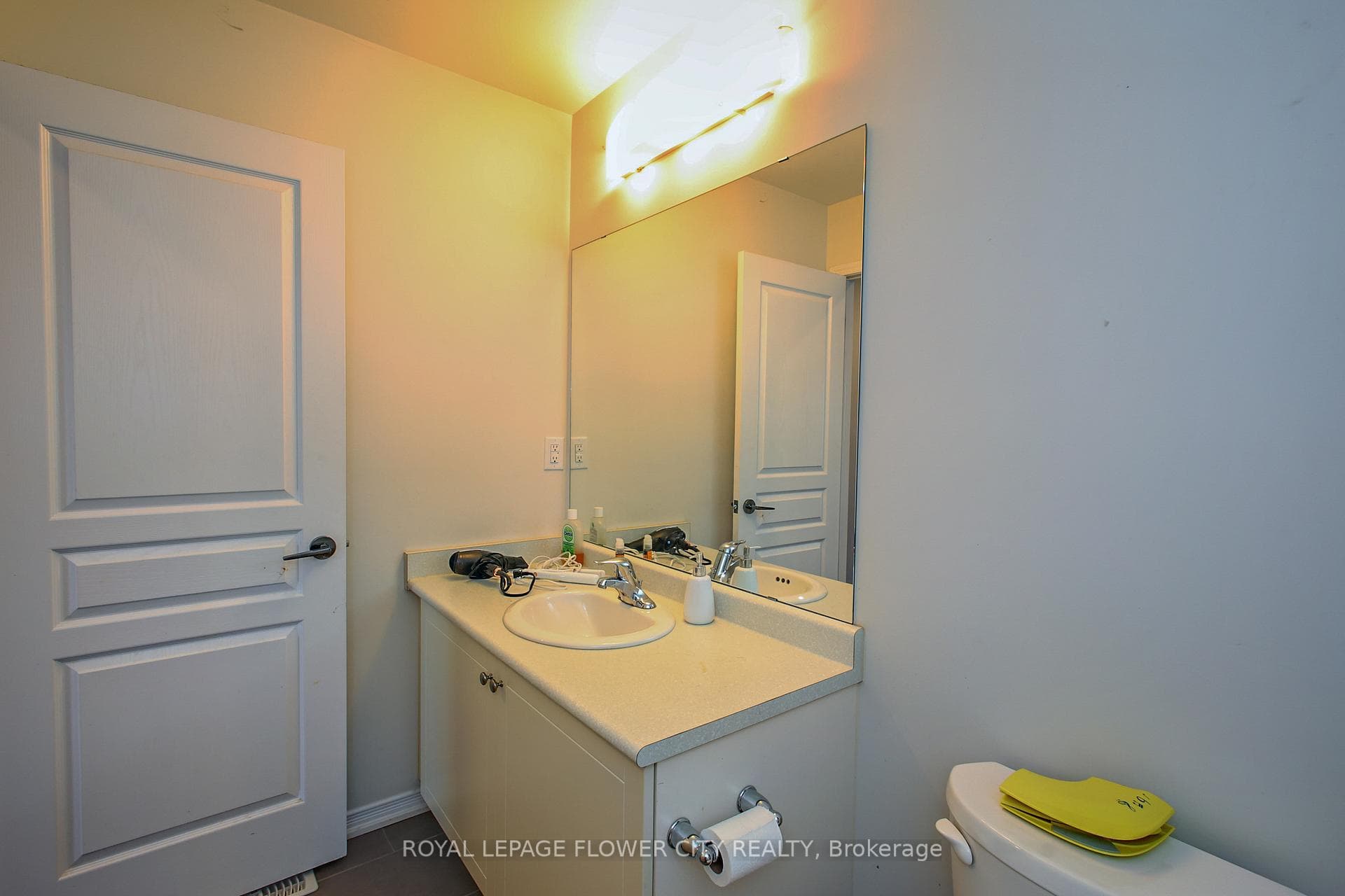 81 Baffin Crescent photo 37