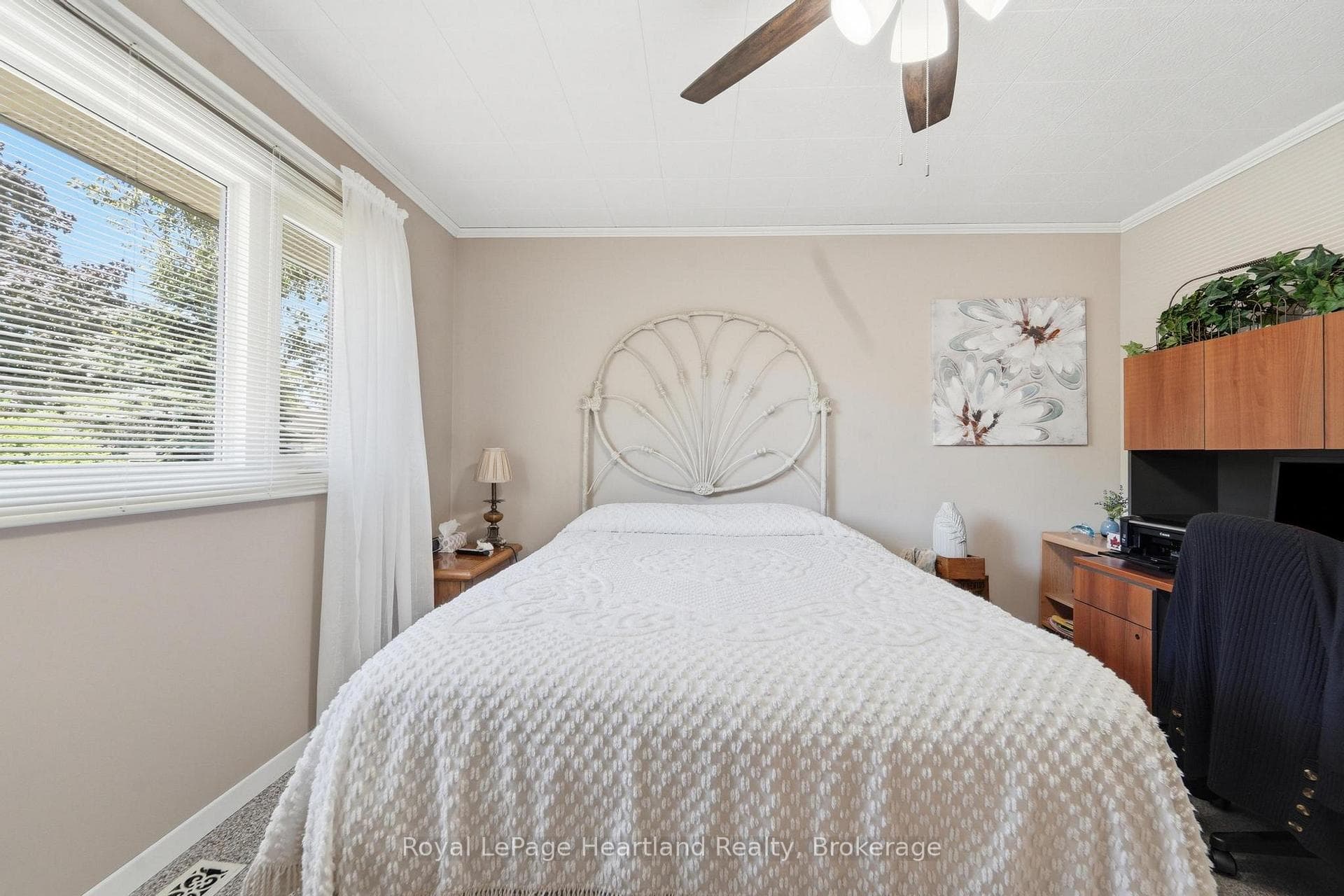 235 Hincks Street photo 20