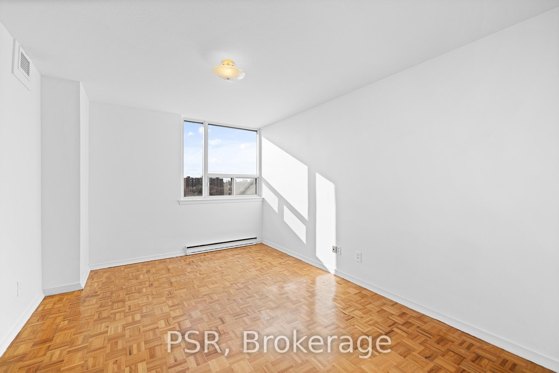 240 Markland Drive Unit 909 photo 15