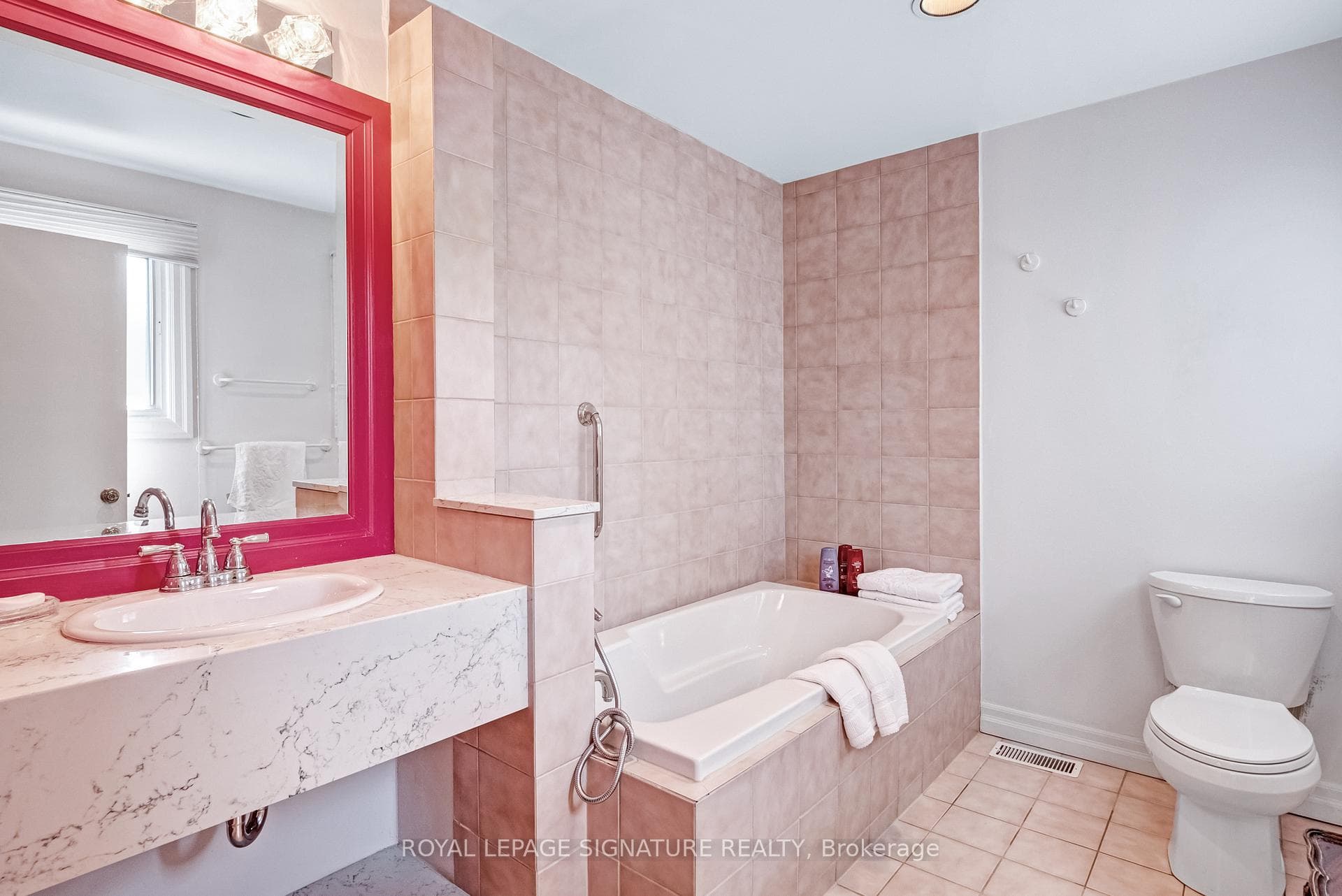24 Didrickson Drive photo 15