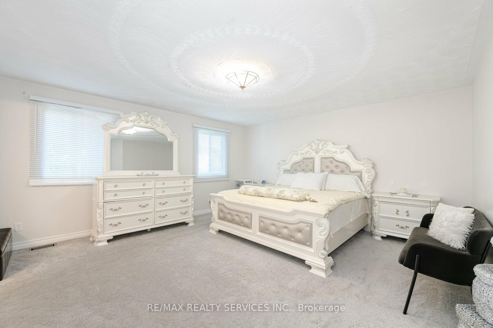41 Jadestone Court photo 19