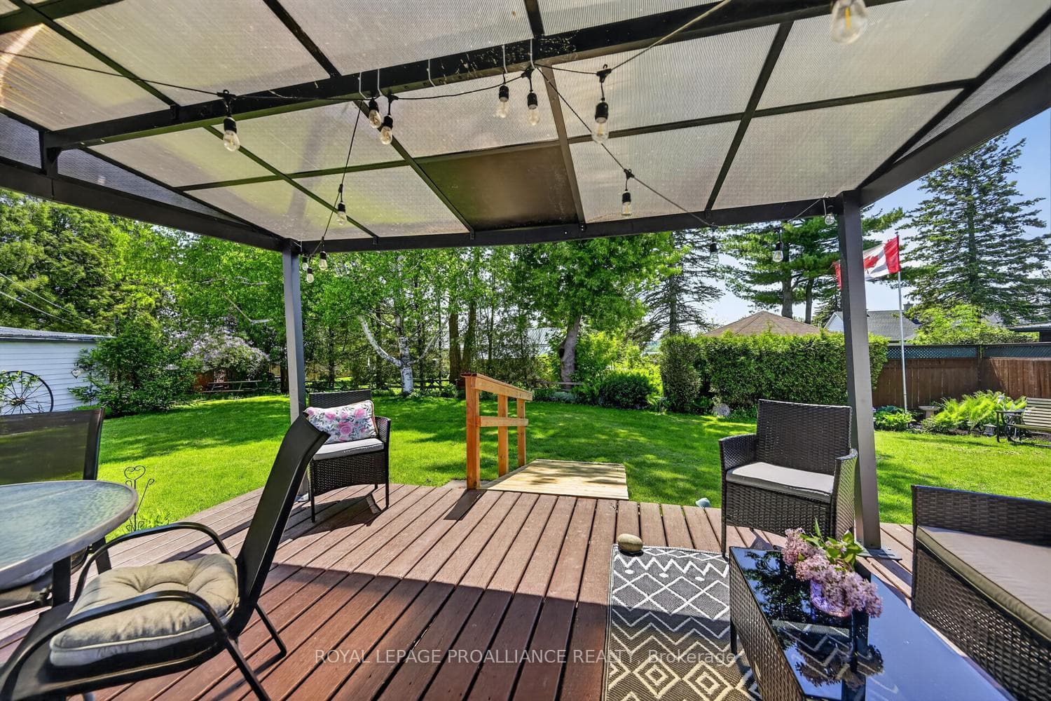 913 George Street photo 27