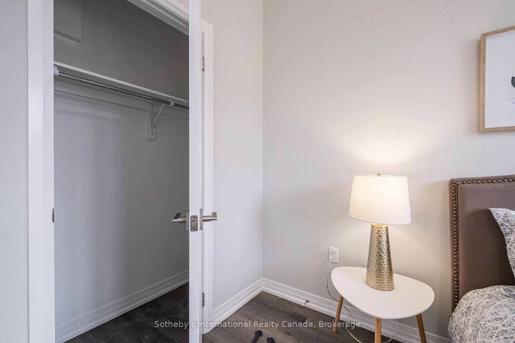 550 Grey Street Unit 22 photo 8