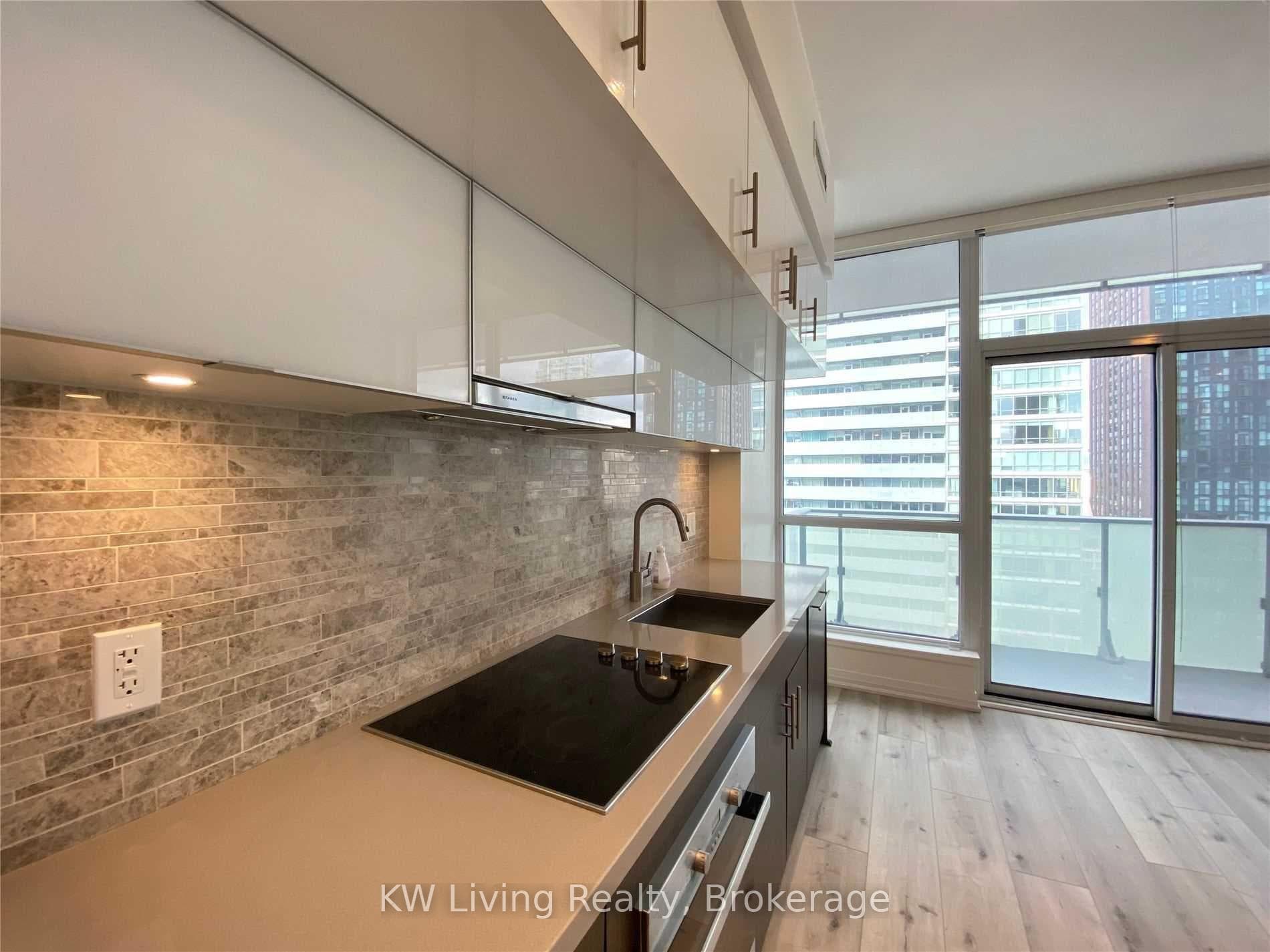8 Mercer Street Unit 1801 photo 8