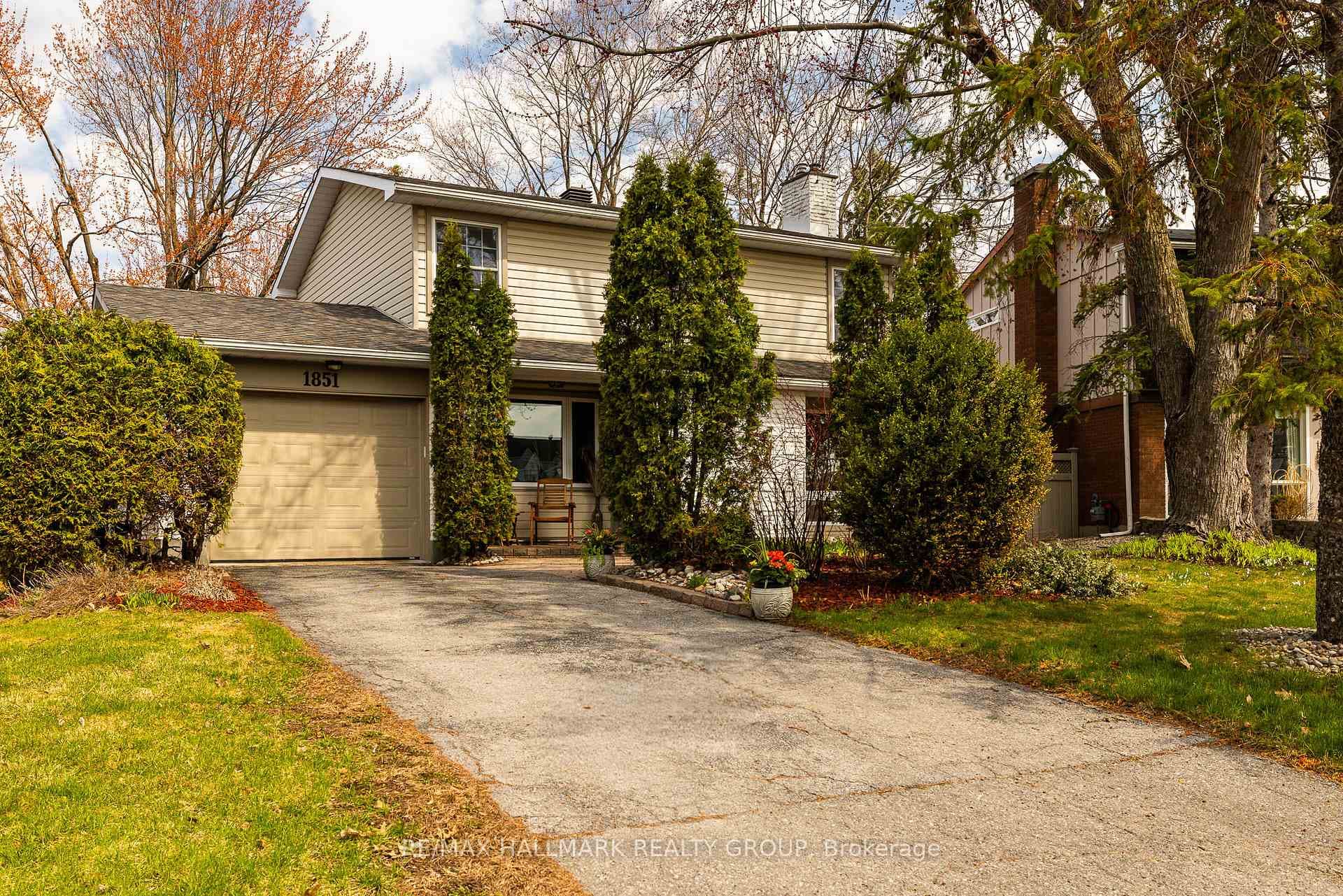 1851 Appleford Street photo 3
