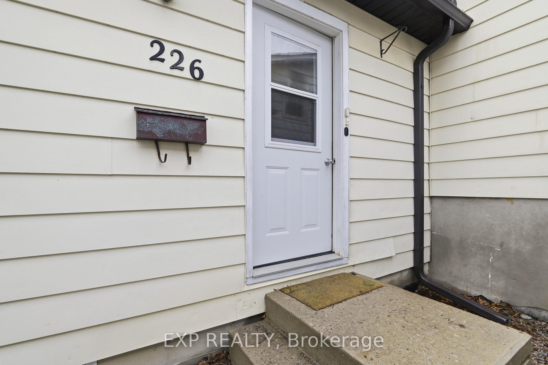 226 Spencleys Lane photo 4