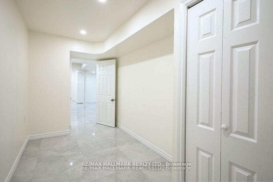 77 Wheelwright Drive Unit Bsmt photo 14