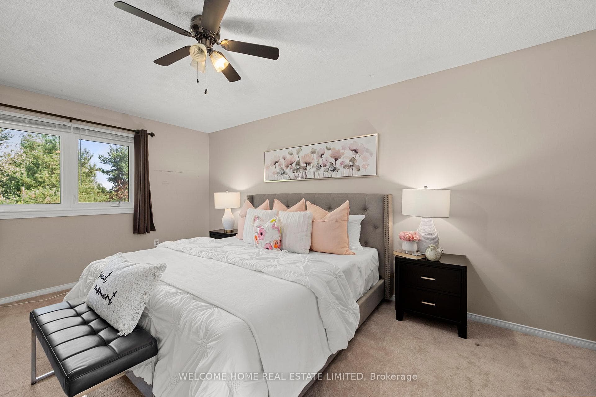 2250 Chalmers Crescent photo 24