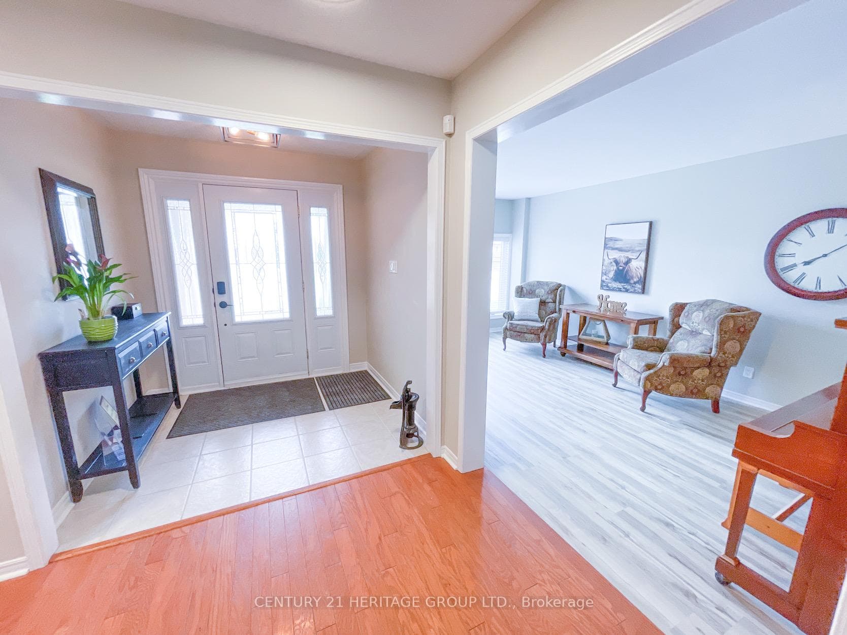 379 Amberlee Court photo 2