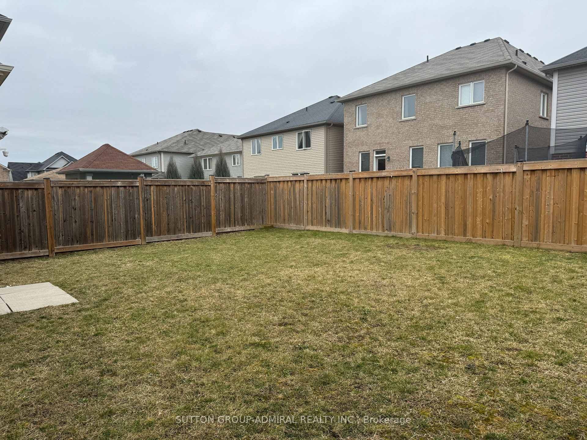129 Whitwell Way photo 31
