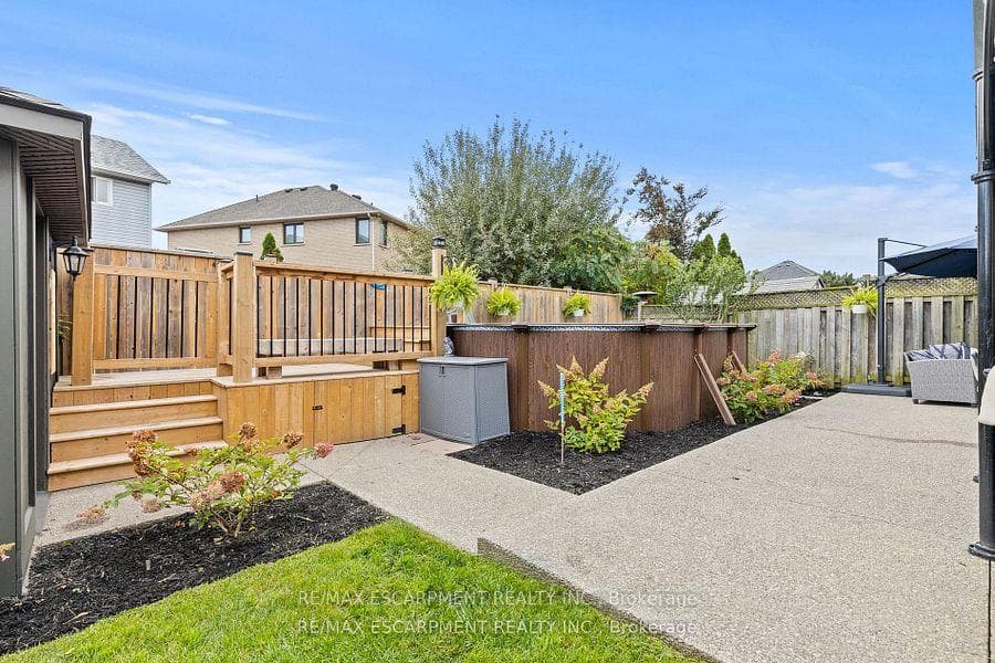21 Tuscani Drive photo 35
