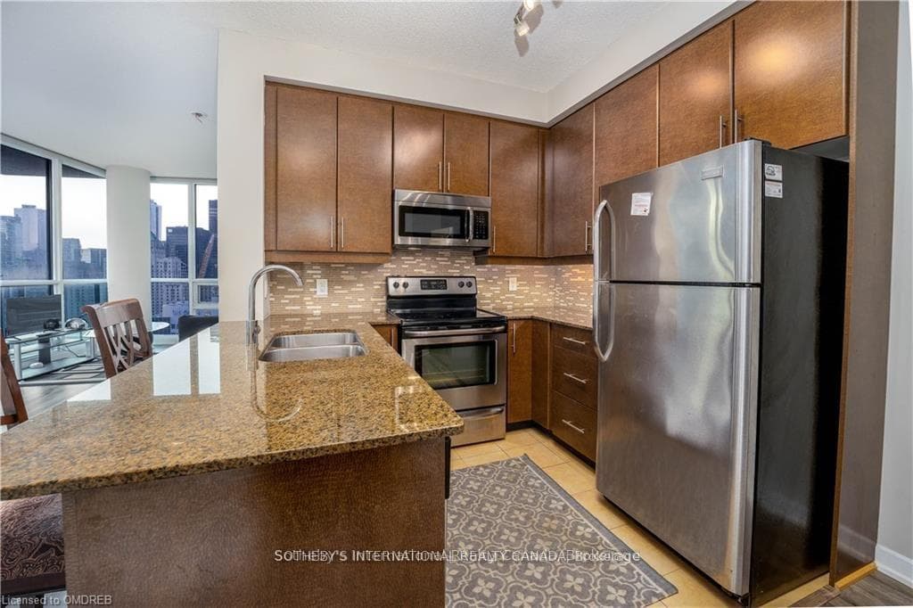 33 Bay Street Unit 2603 photo 2