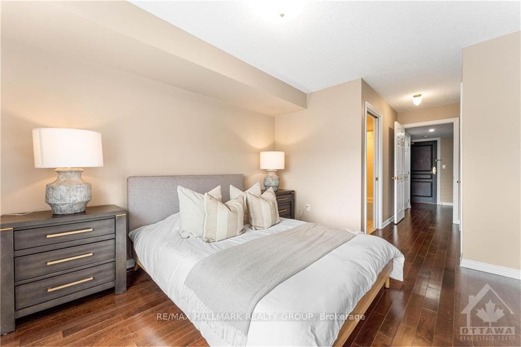 1 MERIDIAN Place Unit 404 photo 18