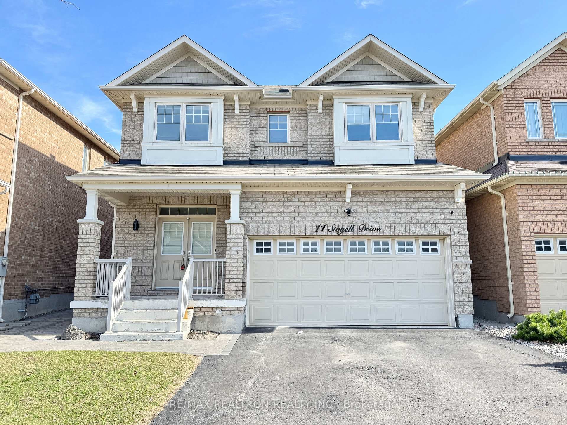 11 Stoyell Drive photo 1