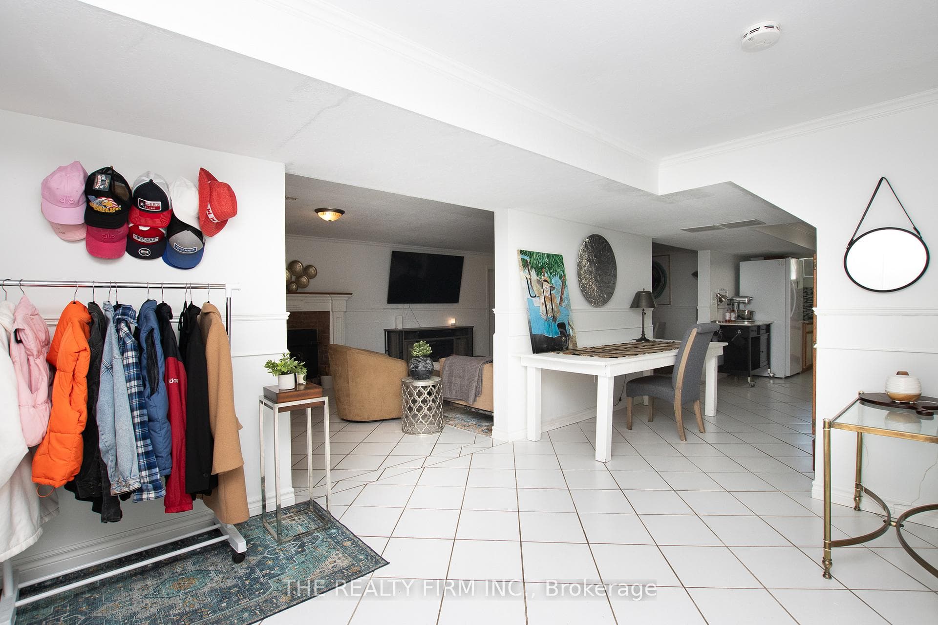 145 Walker Street photo 27