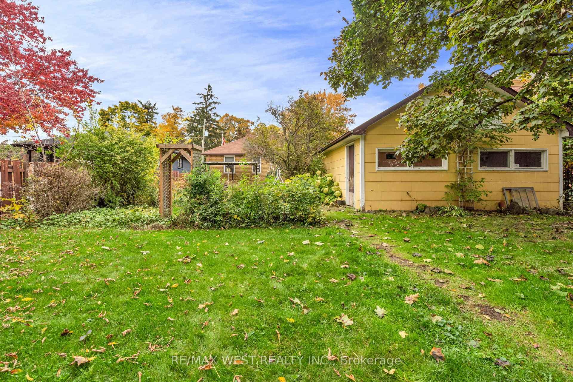 90 Napier Street photo 42
