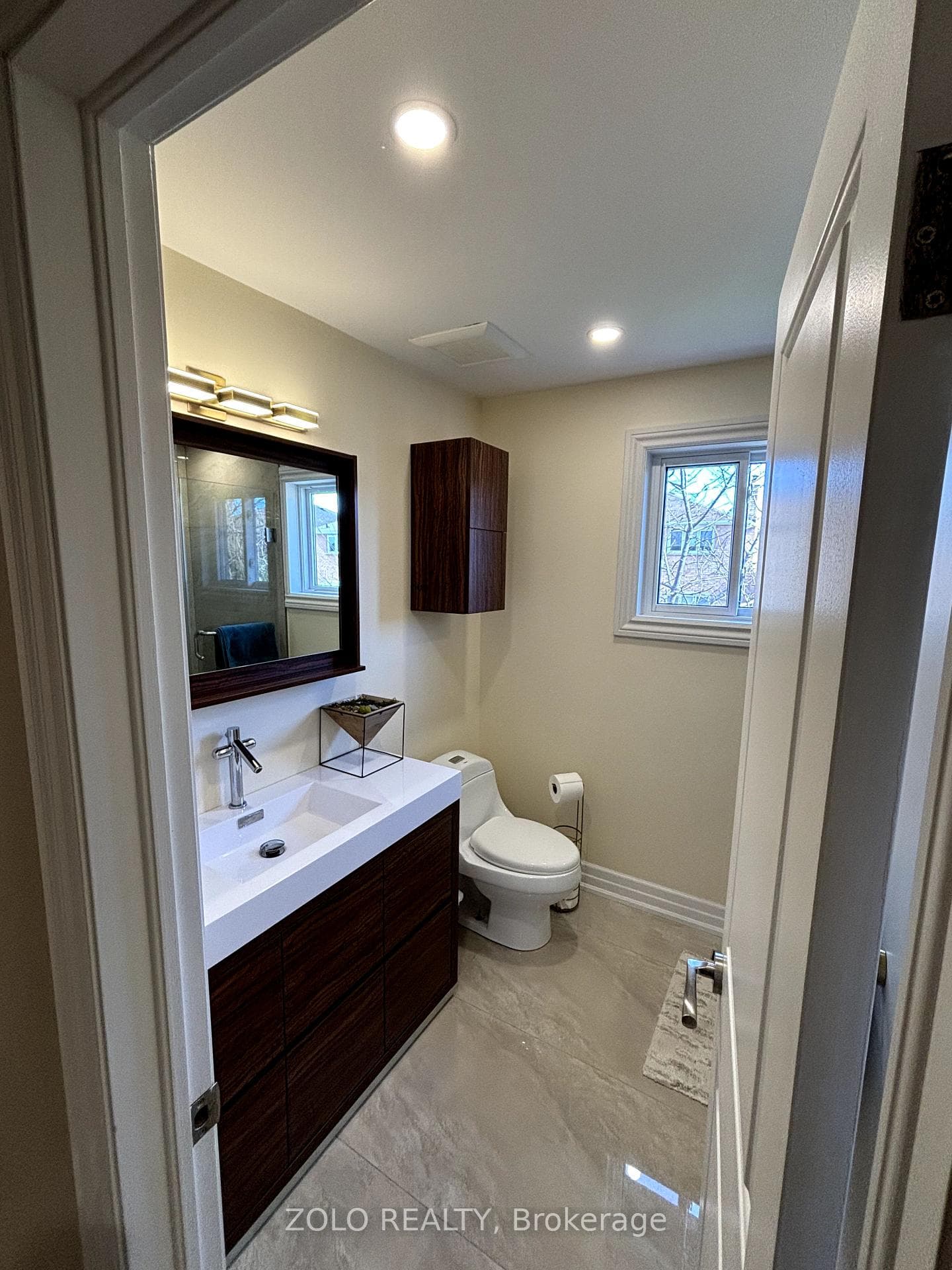 35 Romano Crescent photo 17