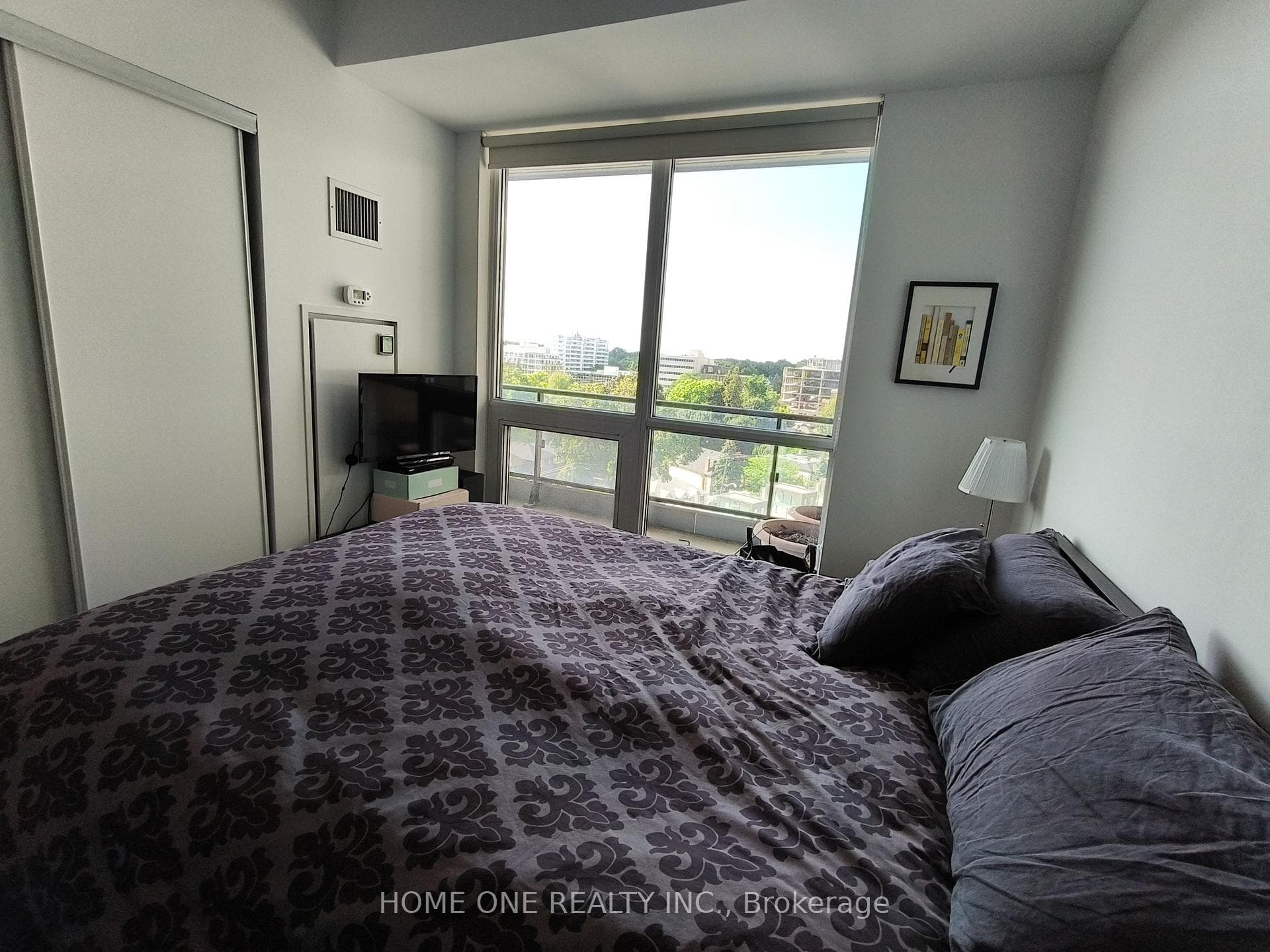60 Berwick Avenue Unit 907 photo 22