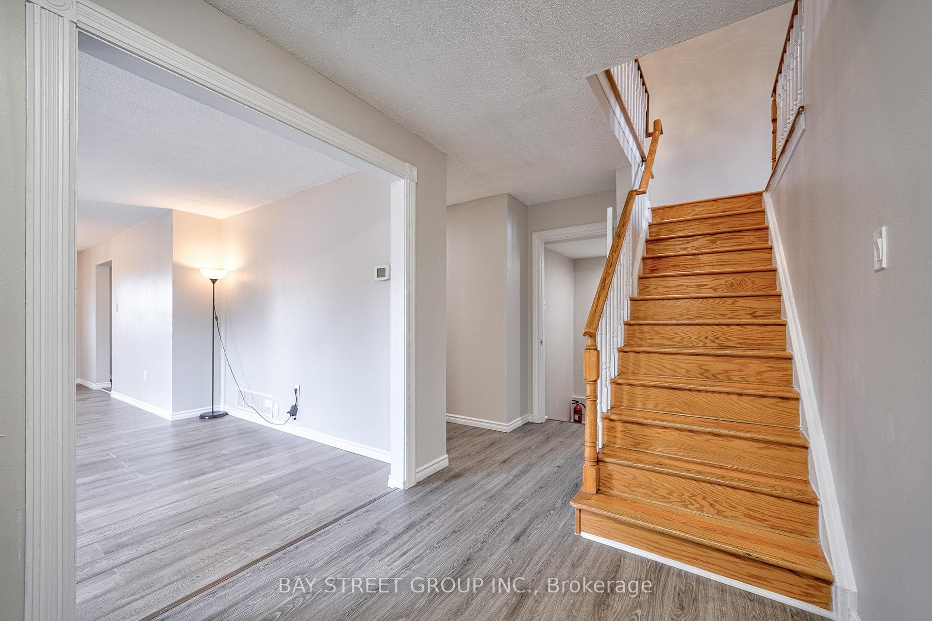 596 CONSTELLATION Drive photo 6