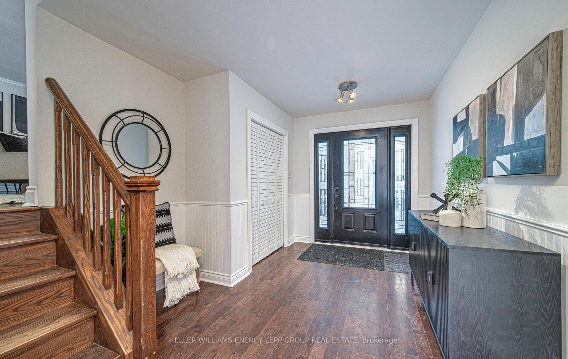 20 Kenton Court photo 4