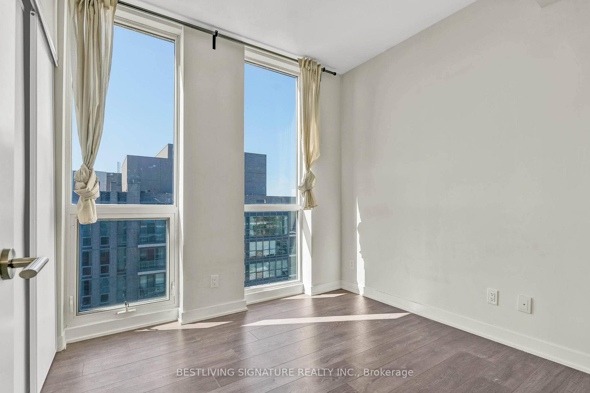 6 Sonic Way Unit 3007 photo 13