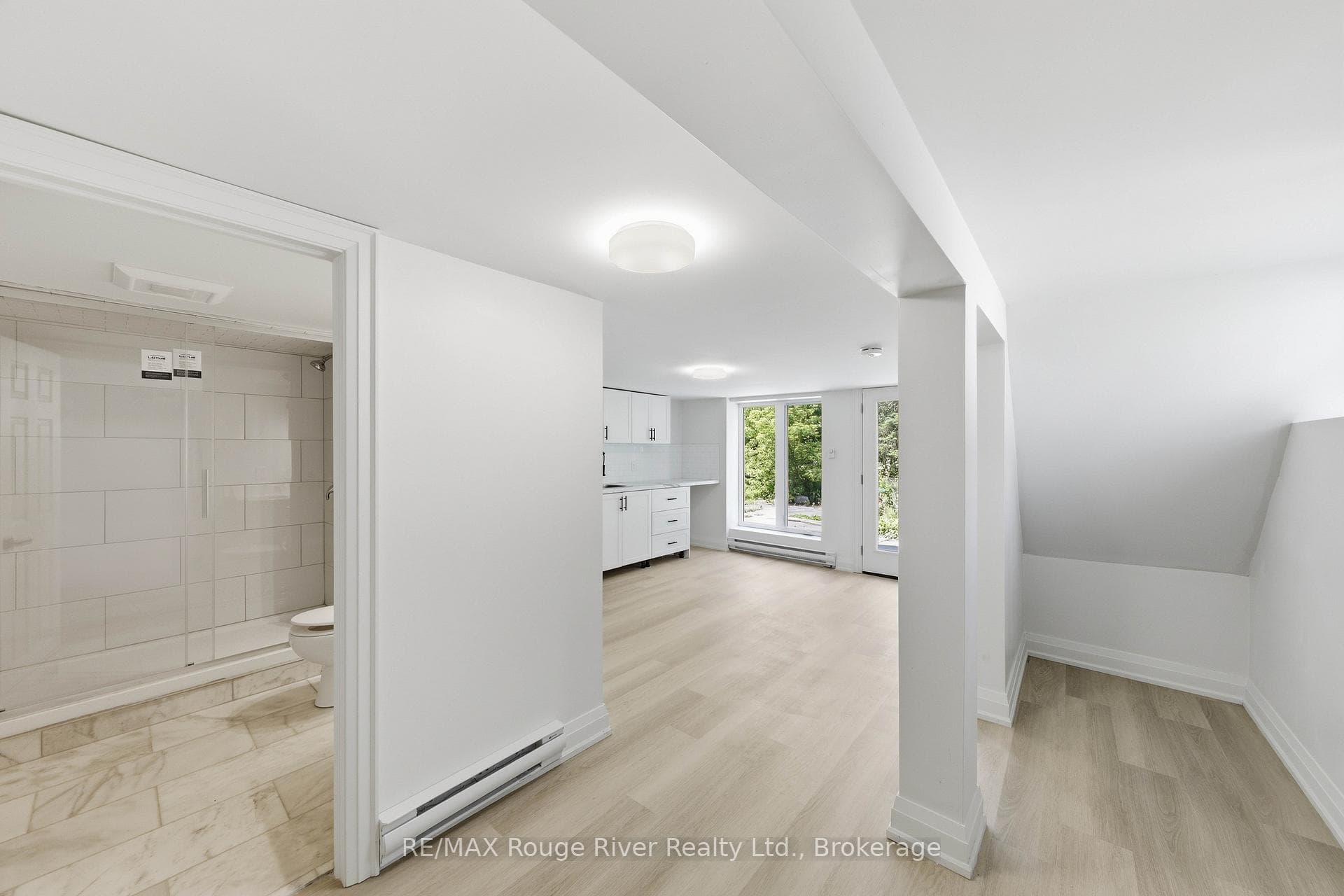 144 Macdonald Avenue Unit Unit C photo 4