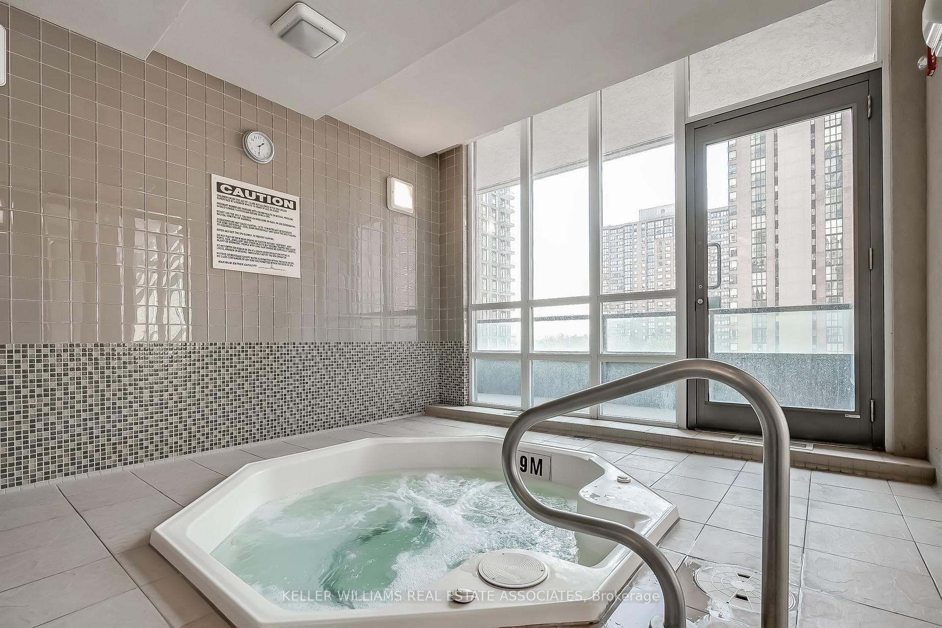 208 Enfield Place Unit 1710 photo 26