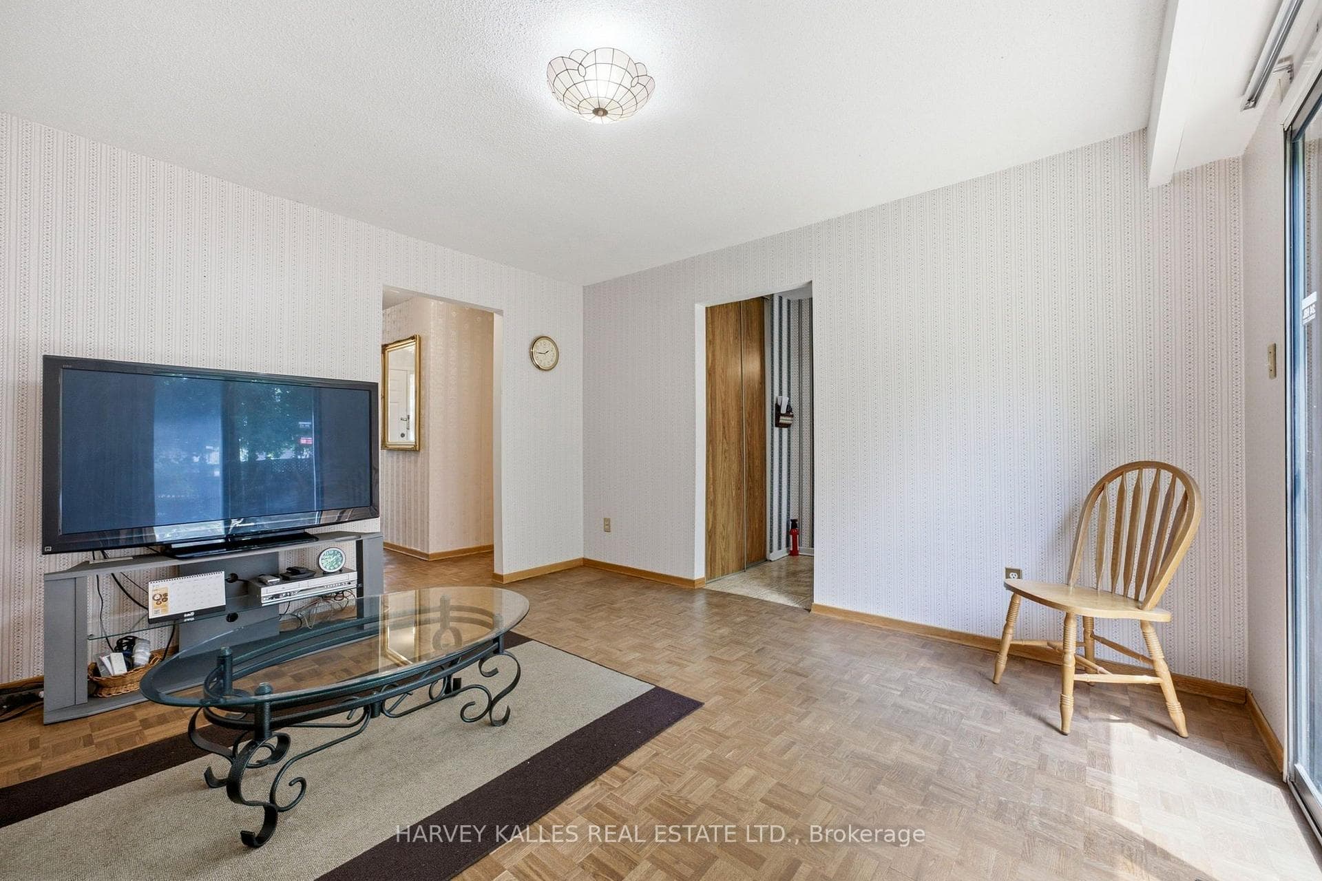 39 Newington Crescent photo 10