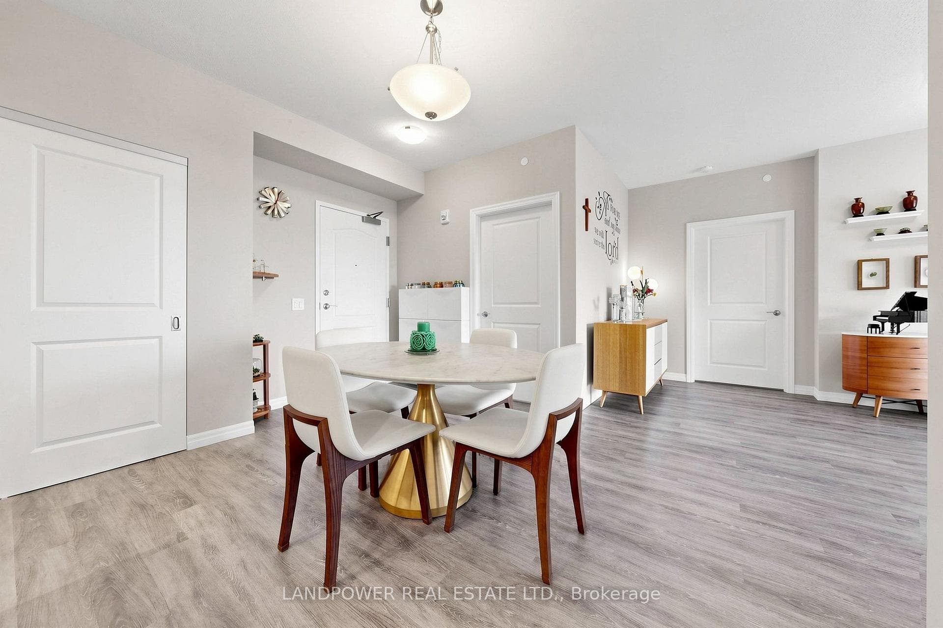 440 William Graham Drive Unit 503 photo 10