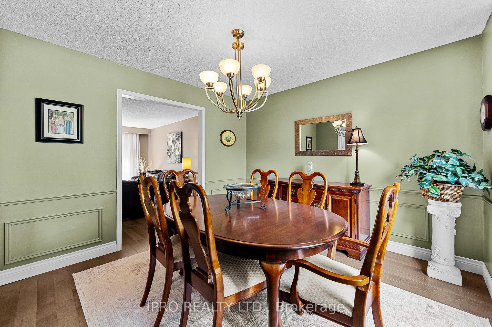 4489 Concord Place photo 10