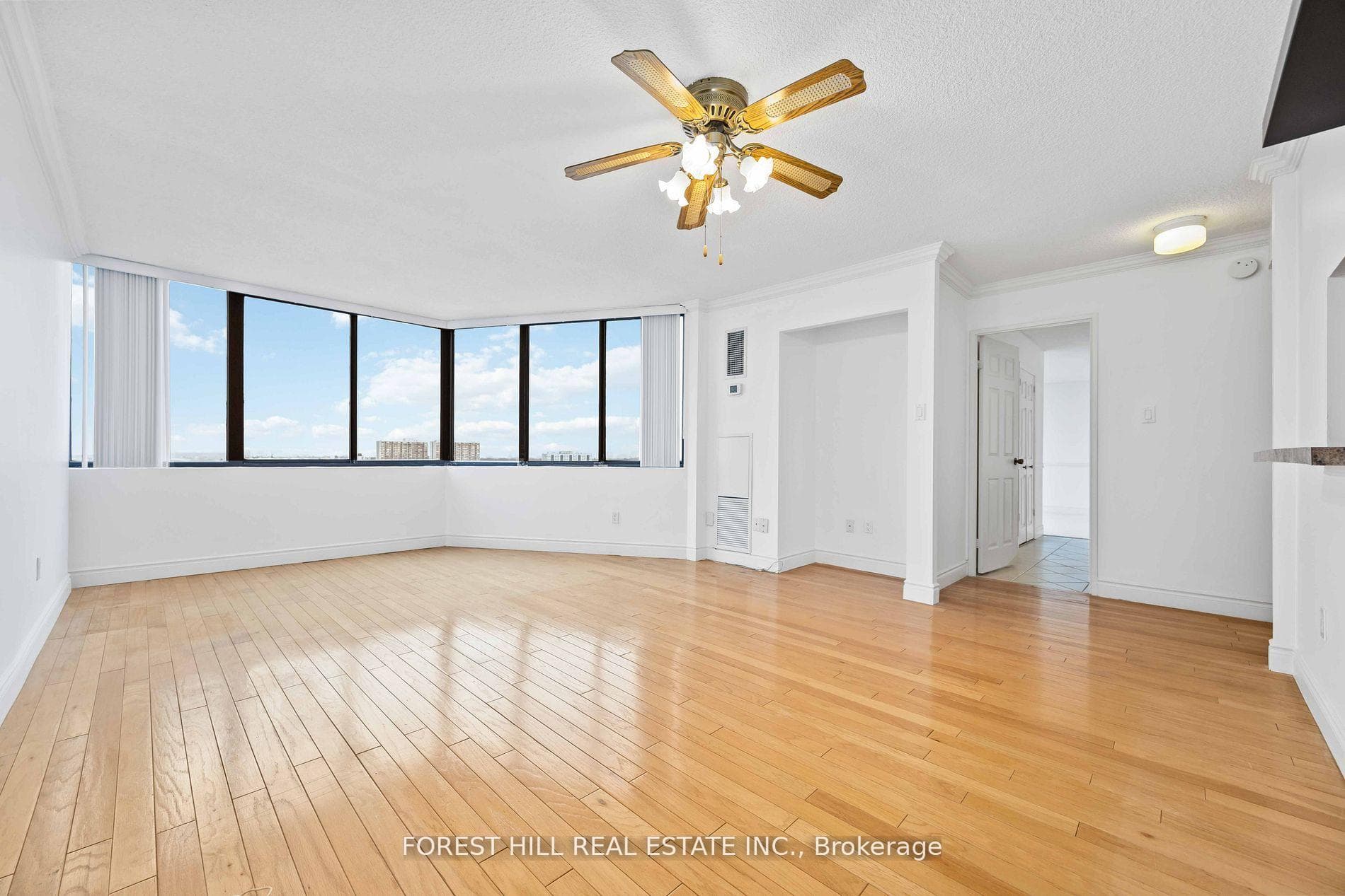 2350 Bridletowne Circle Unit 1004 photo 14