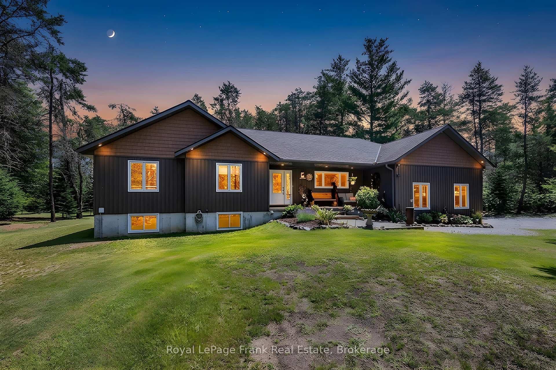 30 Hodgson Drive photo 1