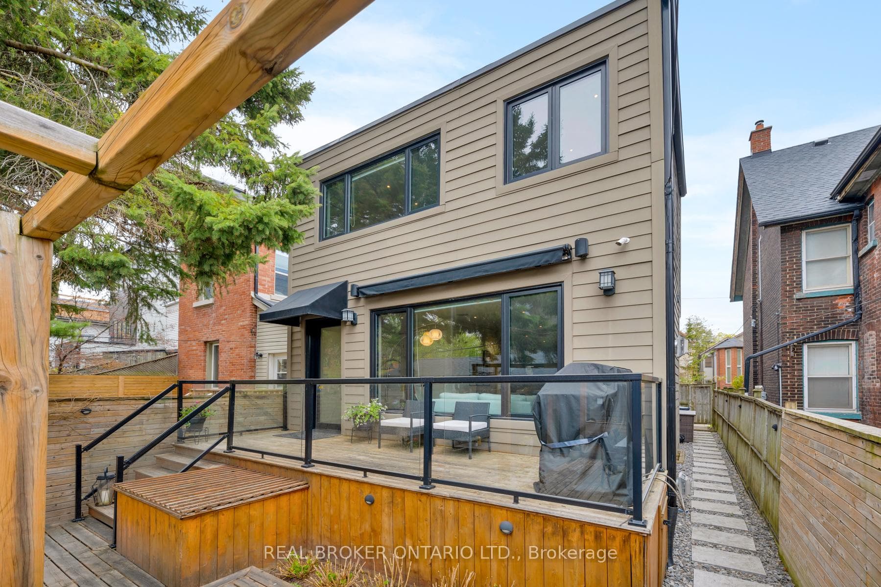 40 Brooklyn Avenue photo 33