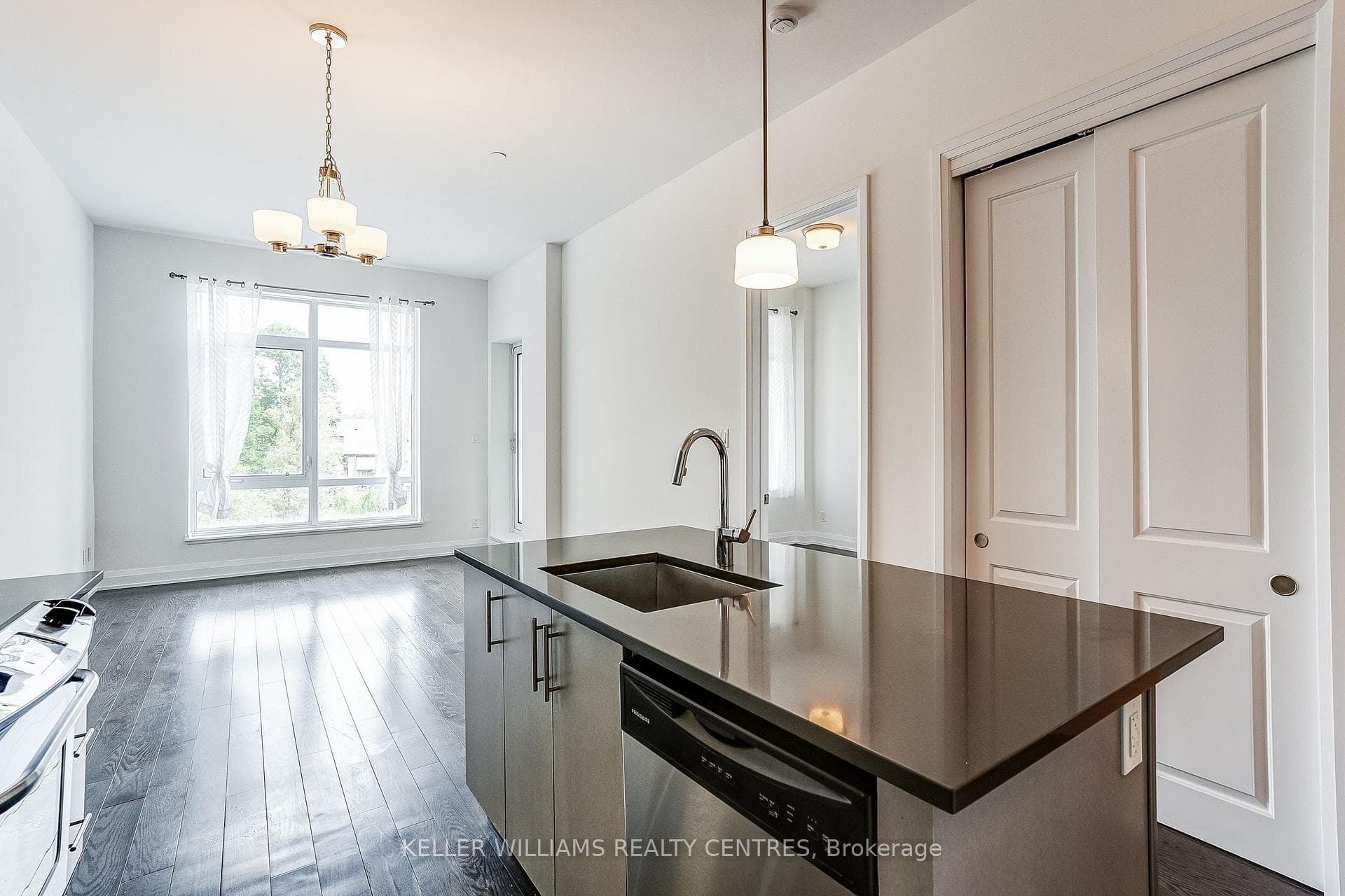 15277 Yonge Street Unit 317 photo 13