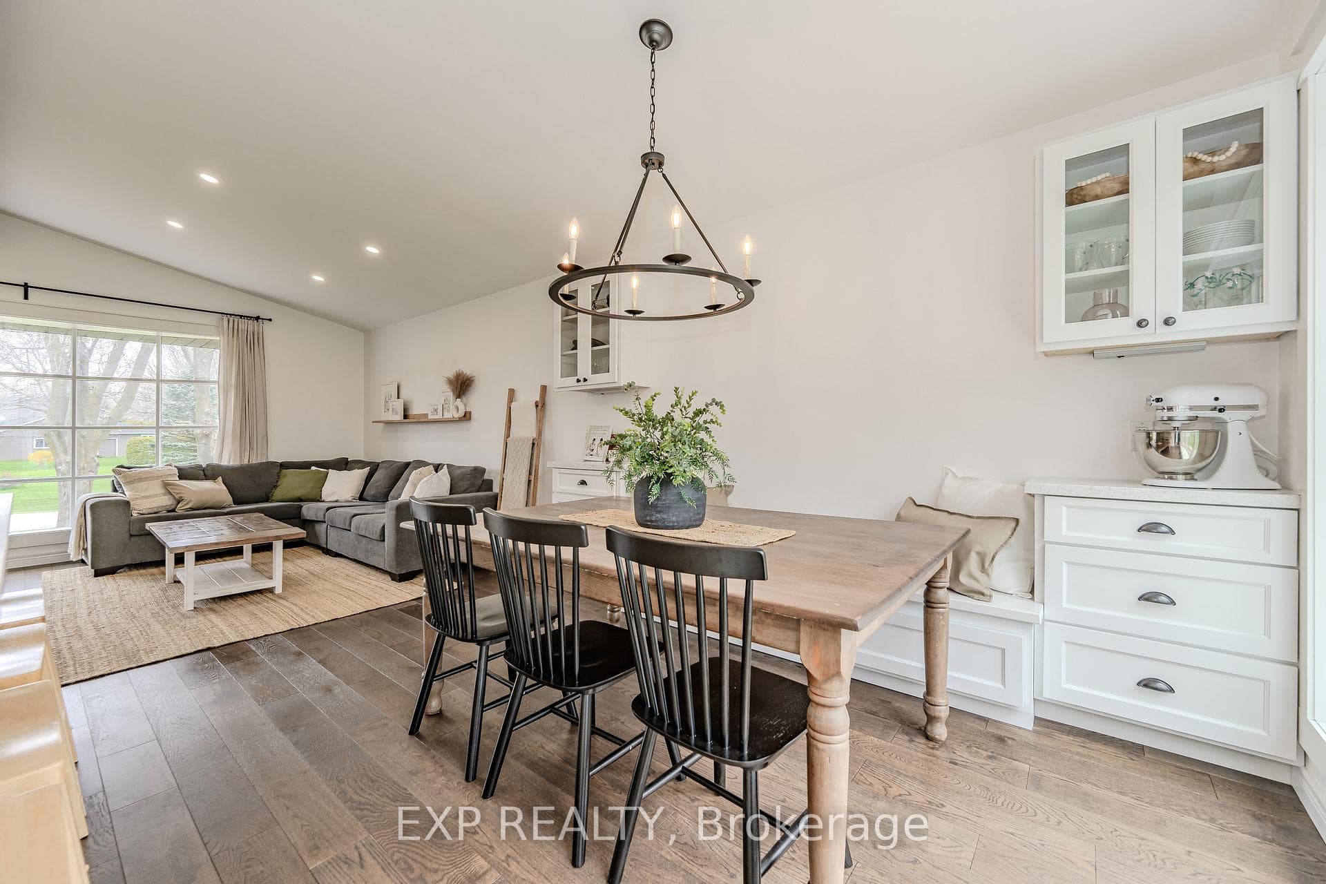9 Coachman Crescent photo 15