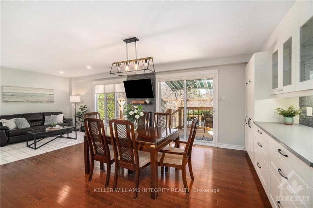 7 ROBERGE Crescent photo 5