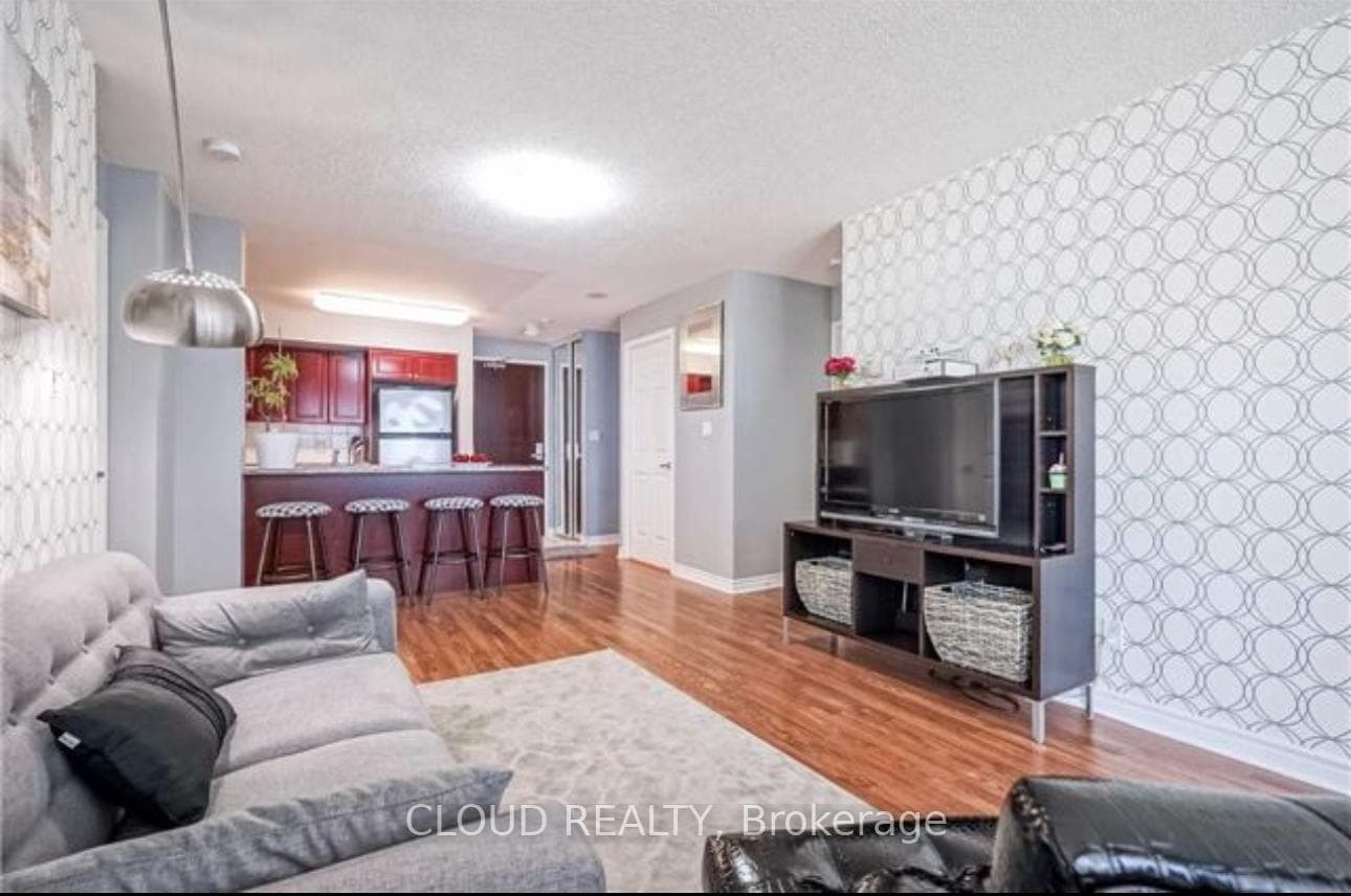 335 Rathburn Road Unit 208 photo 12
