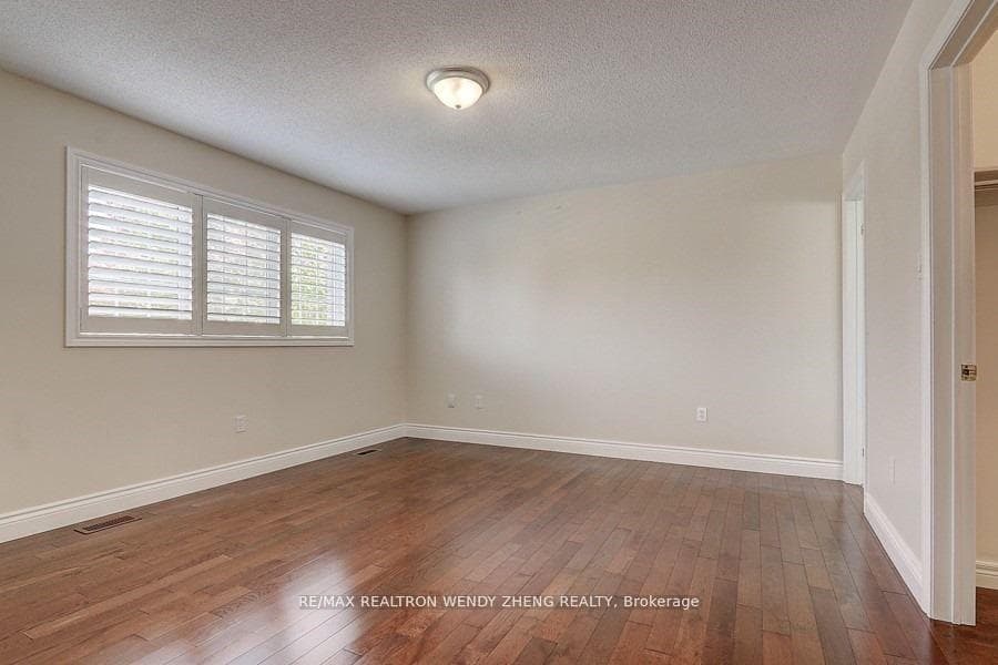 192 Trailhead Avenue photo 18