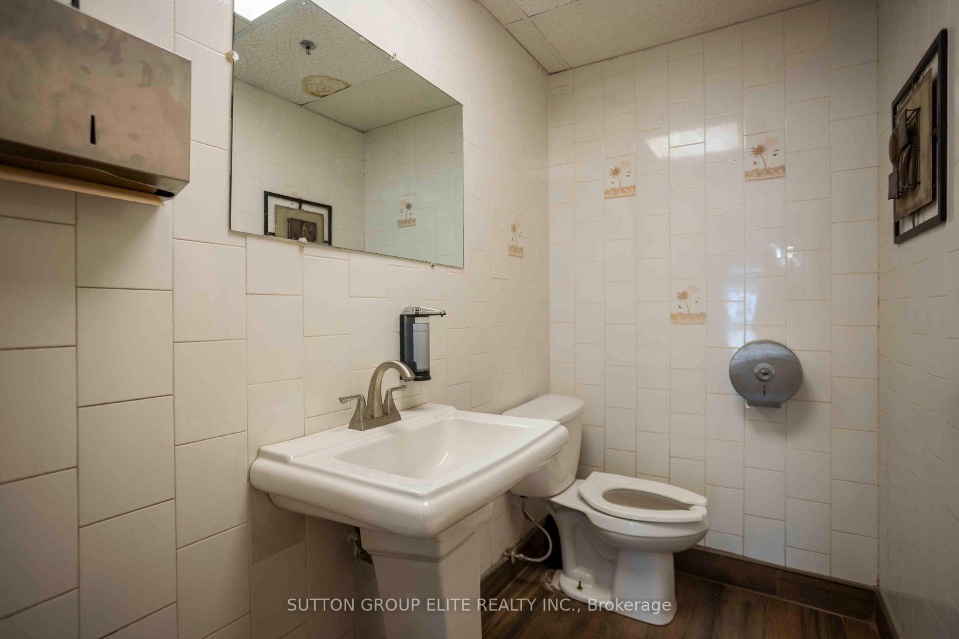 4801 Steeles Avenue Unit 6 photo 21
