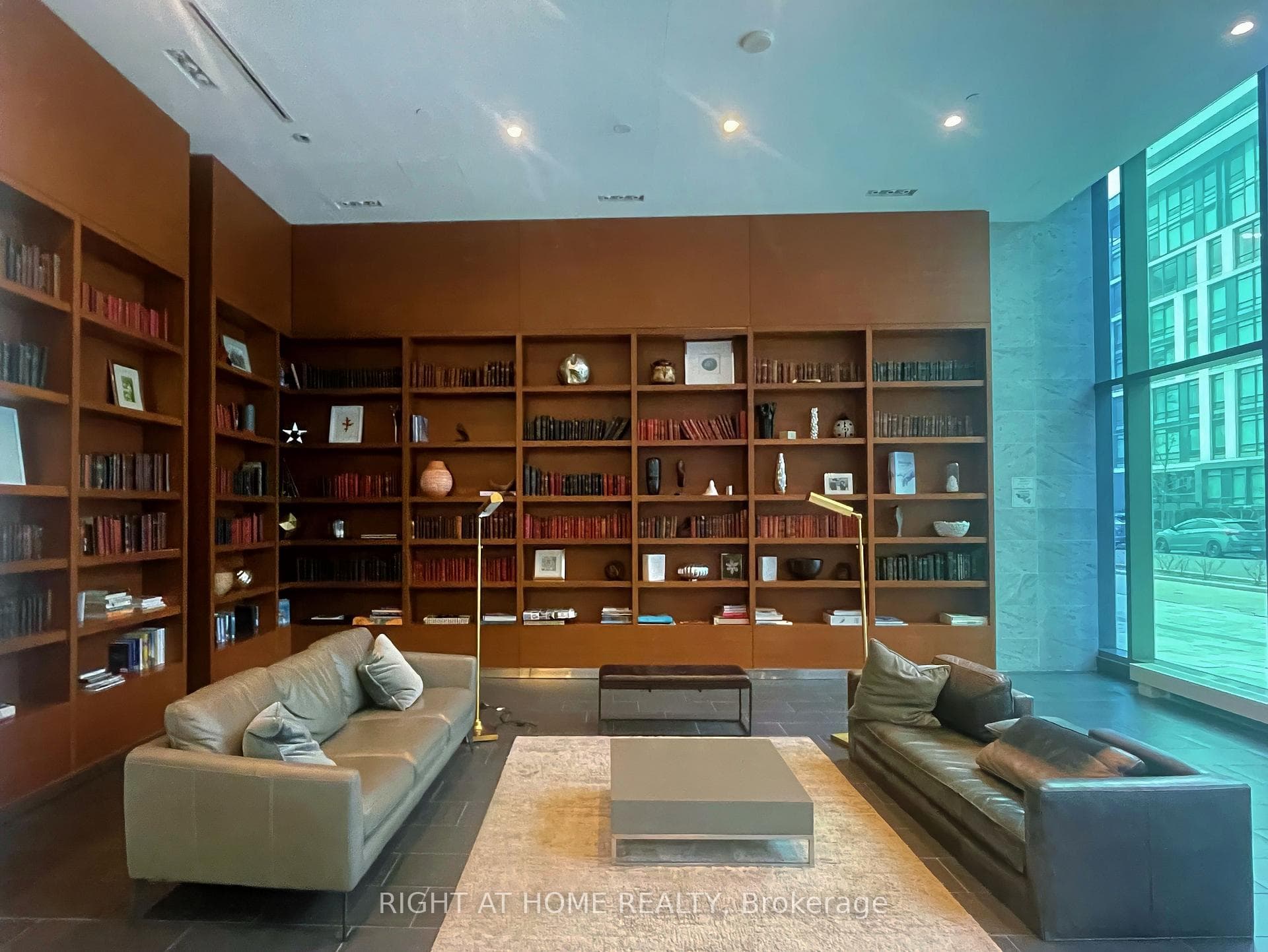 170 Fort York Boulevard Unit 2807 photo 34