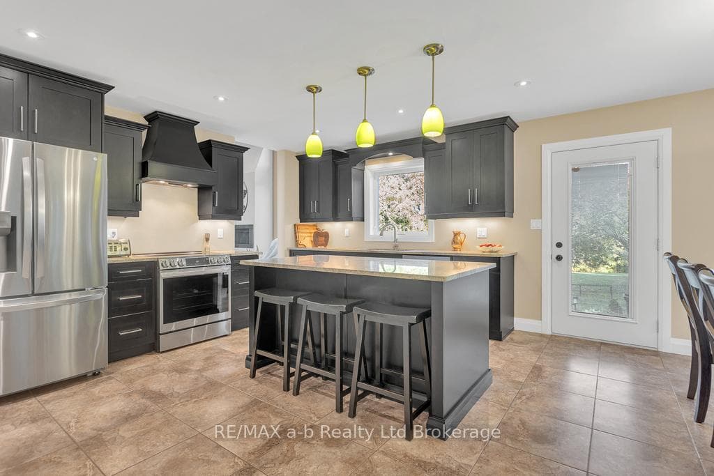 9442 Richmond Road photo 18