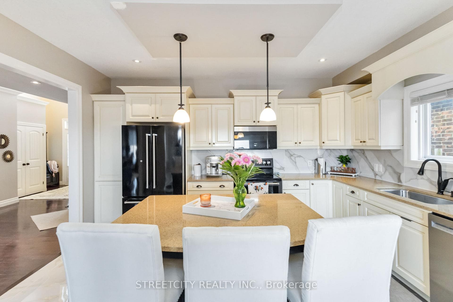 1160 Cardinal Road photo 24