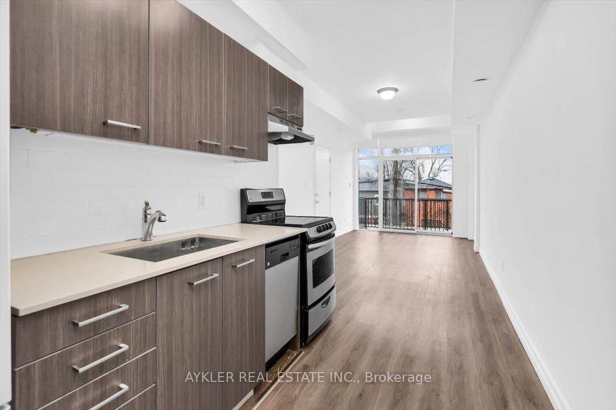 1321 Gerrard Street Unit 12 photo 8